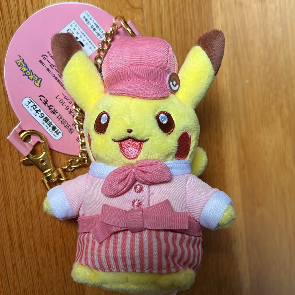 NEW Pokemon Cafe Pikachu Sweets Chef Pikachu Plush Toy Keychain - Pink